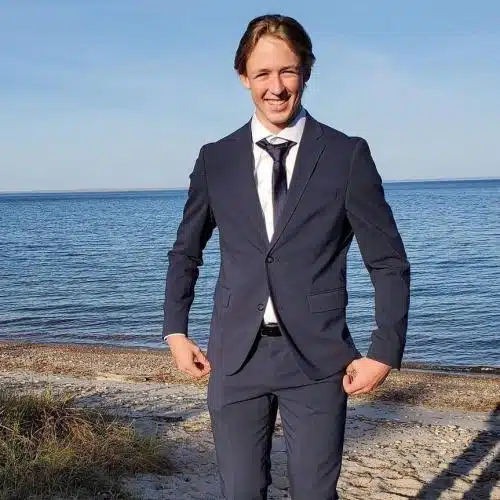Jonathan M. Jakshoj